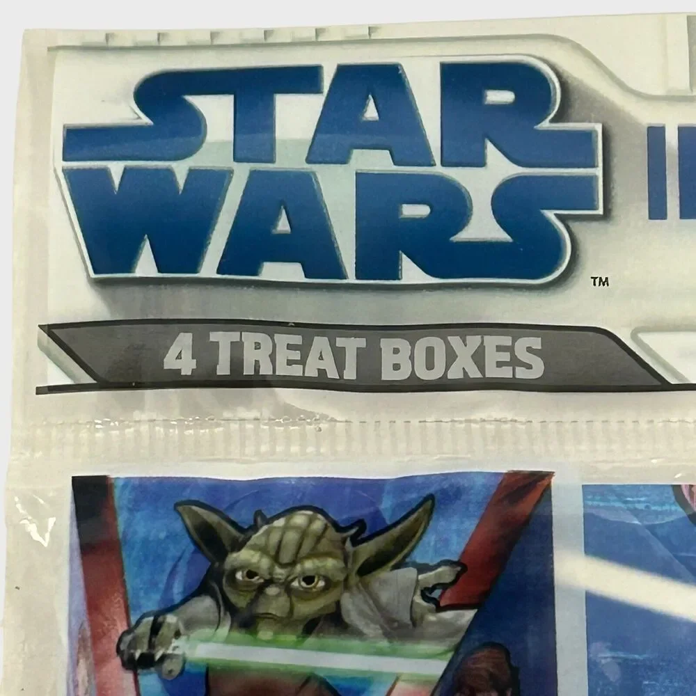 9 Packs Of 4 Star Wars Clone Wars Treat Boxes Party Express From Hallmark